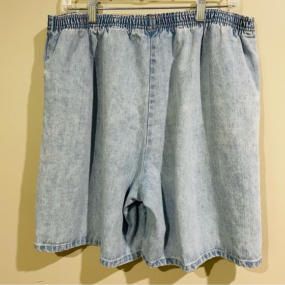 TRADITION COUNTRY COLLECTION WOMEN'S JEANS SHORTS - Picture 4 of 8